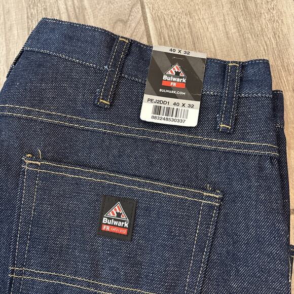 Bulwark FR Relaxed Fit Straight Leg CAT 2 Jeans Men Sz 40/32 Dark Blue NWT - Picture 2 of 7